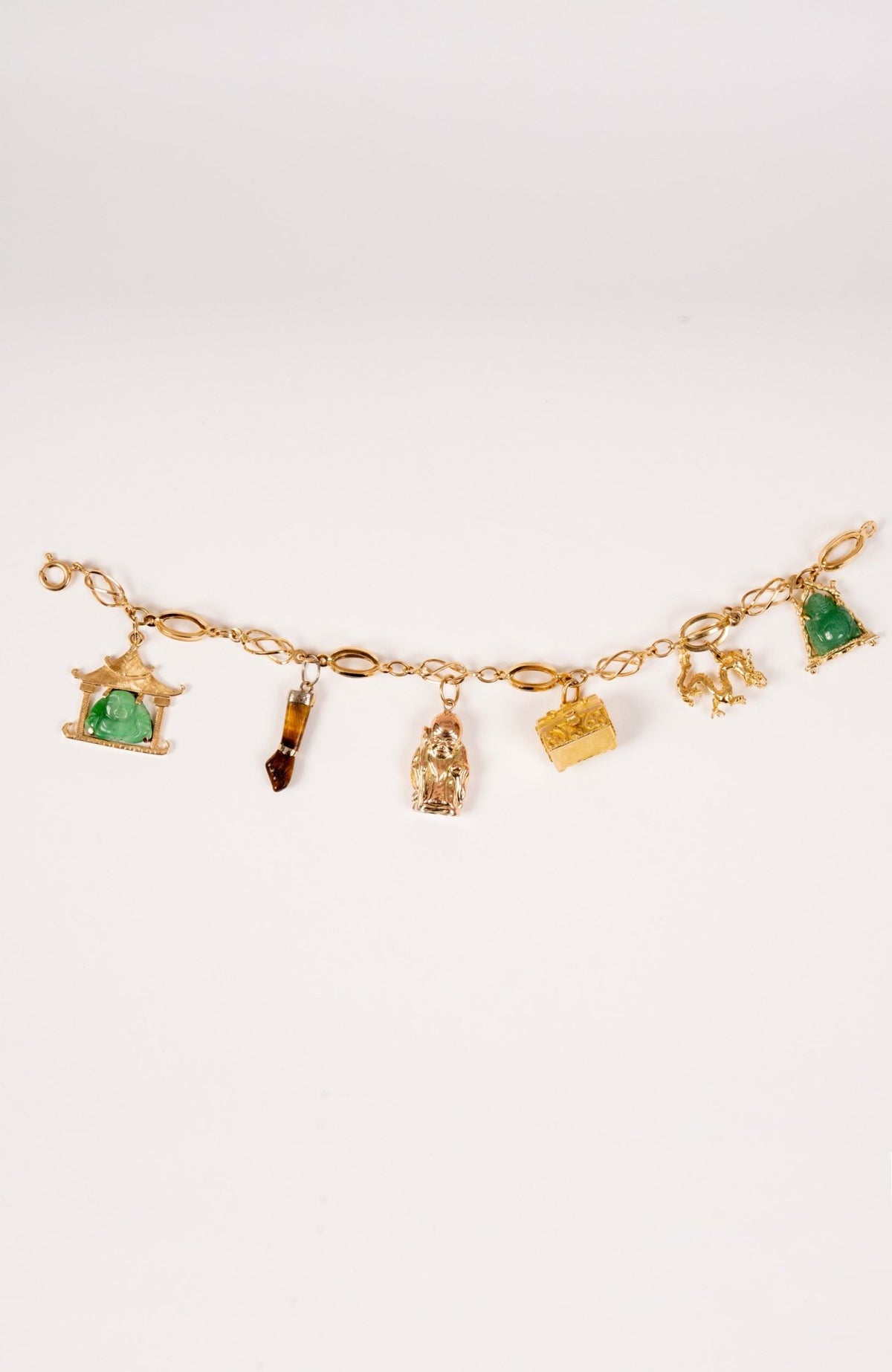18k Gold Oval Link Asian Theme Charms