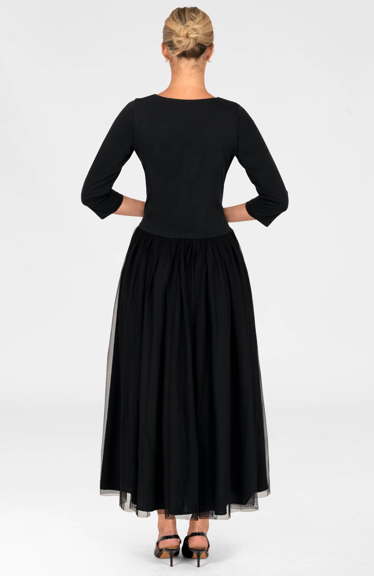 TuTu Tulle 3/4 Sleeve - Long Dress