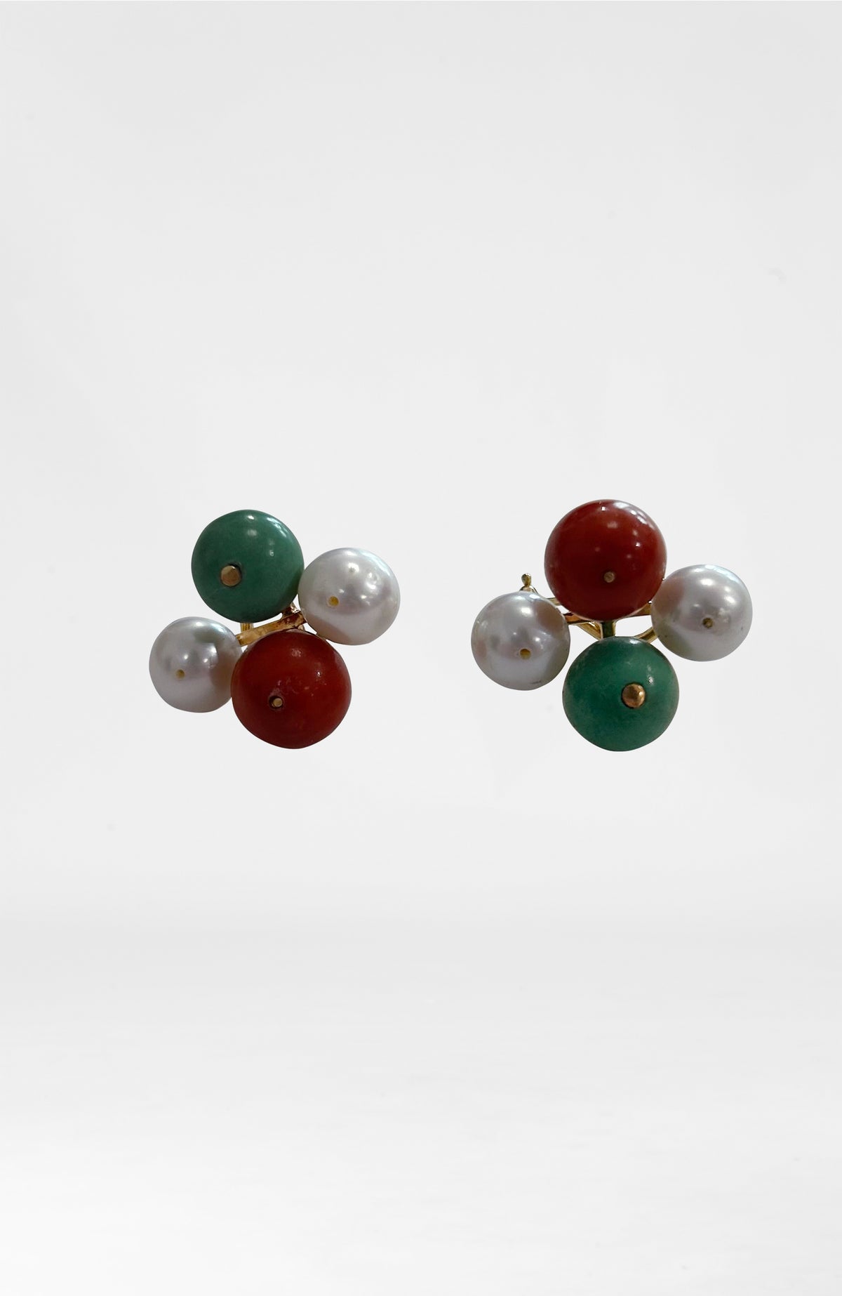 14k Gold Asian Cluster Screw Back Earrings