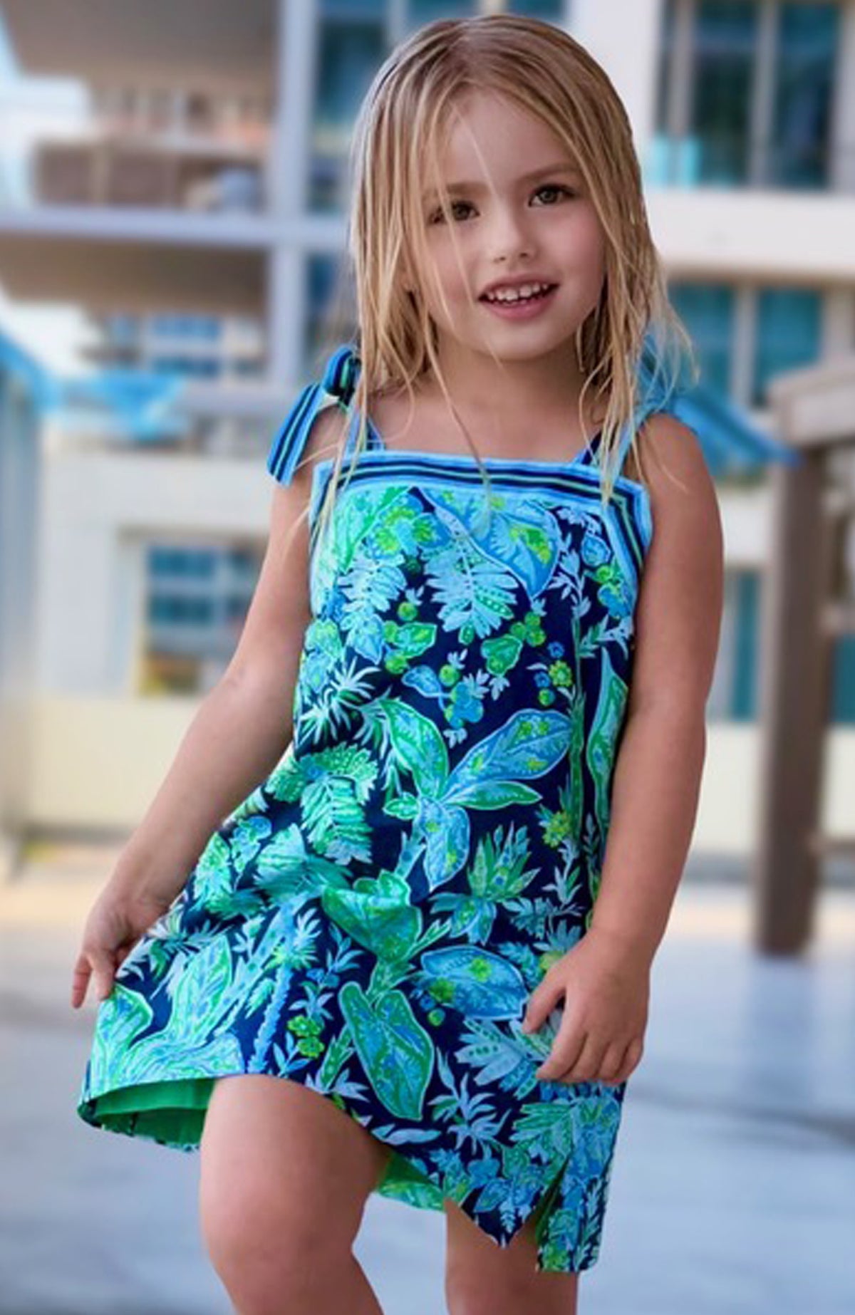 Girls Dress Tie - Vintage Vines
