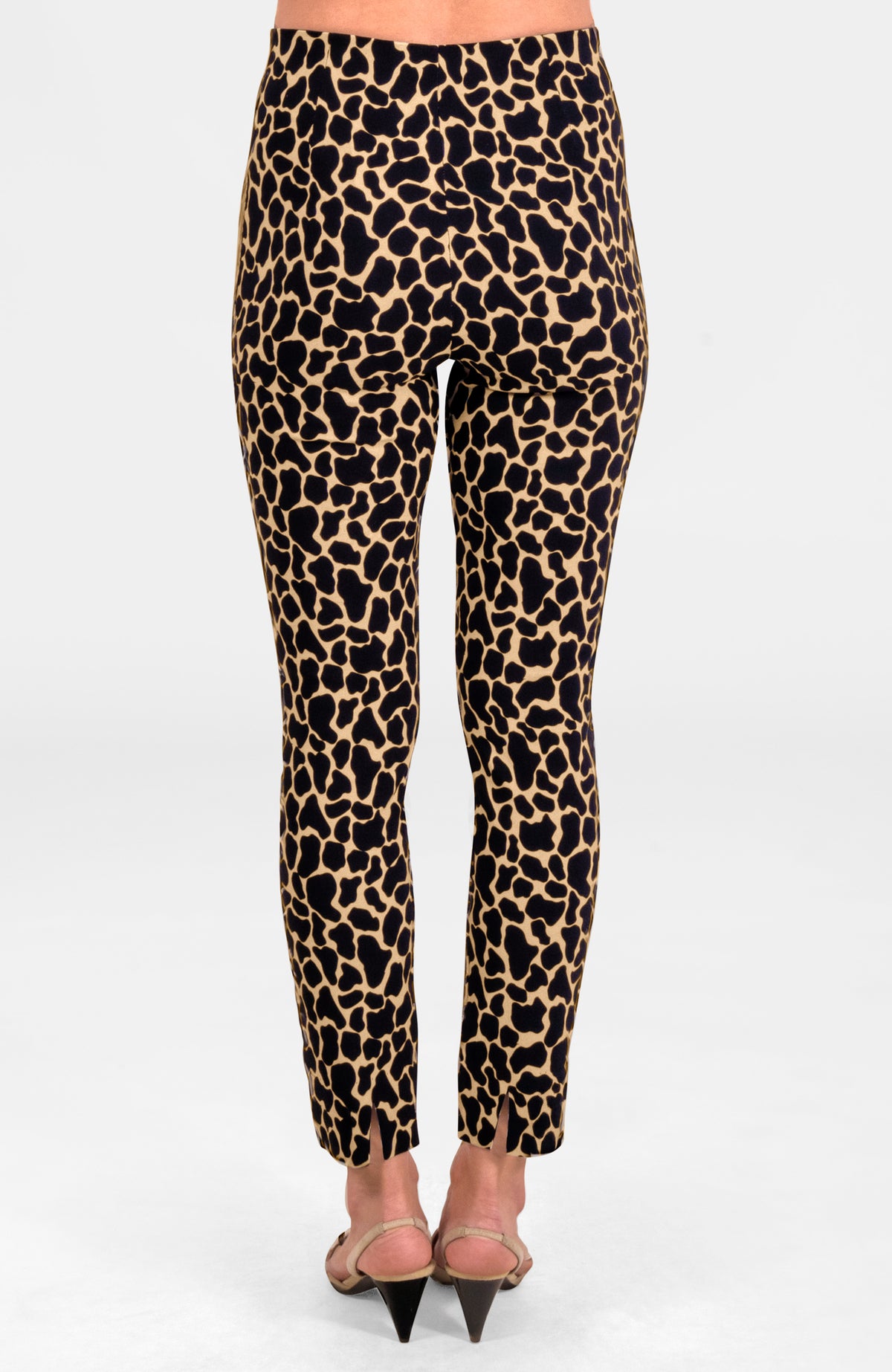 Gripeless Pull On Pants - Animal Instincts- Giraffe Khaki Giraffe Khaki