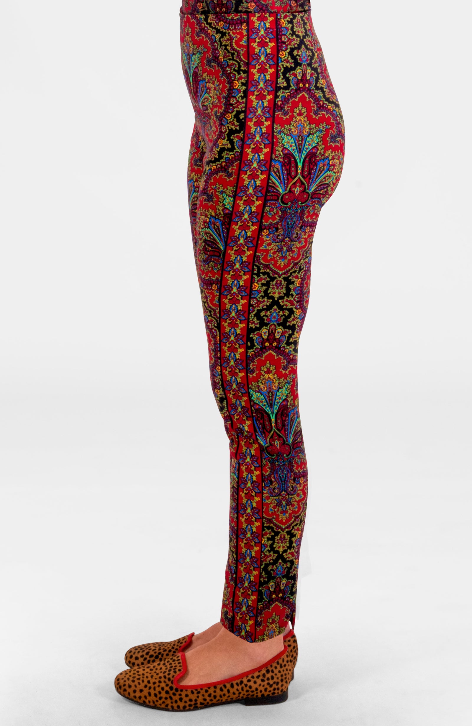 Gripeless Pull On Pants - Passion Paisley Black