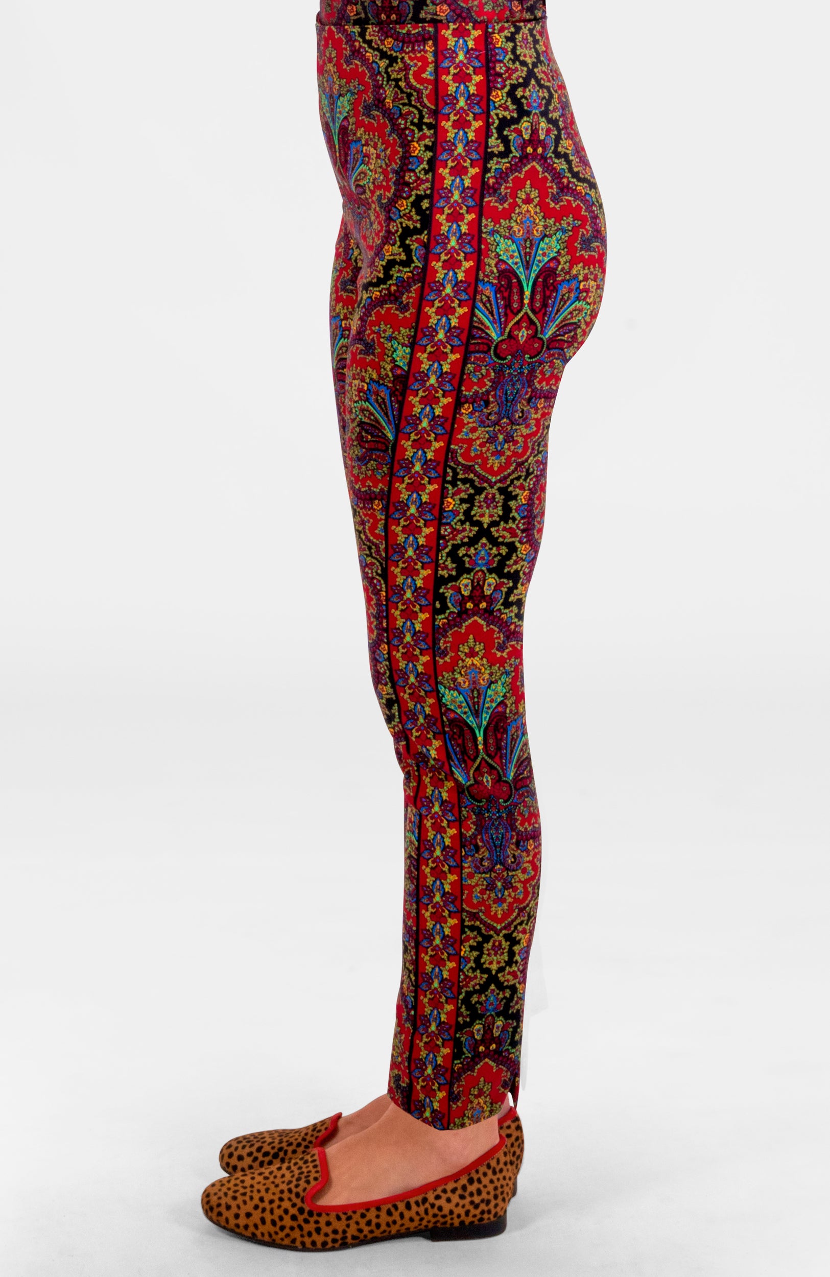 Gripeless Pull On Pants - Passion Paisley Black