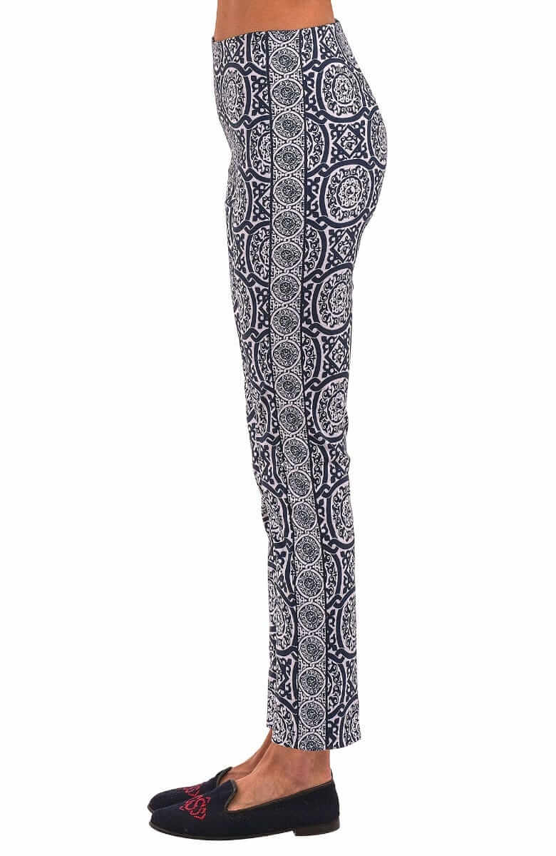 GripeLess Pull On Pant - Sultan&#39;s Dining Room Navy White