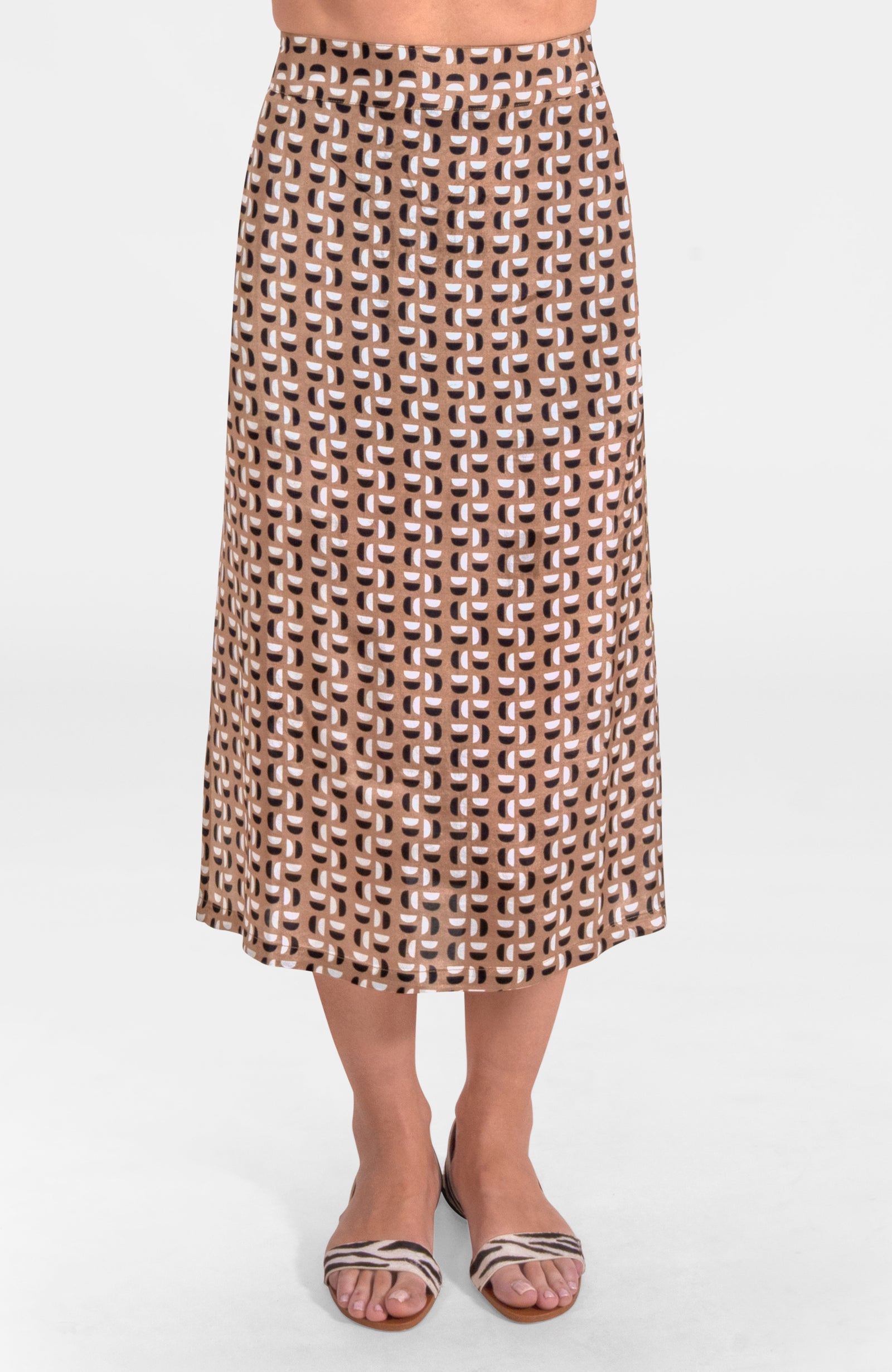 Waxing Crescent Skirt Khaki