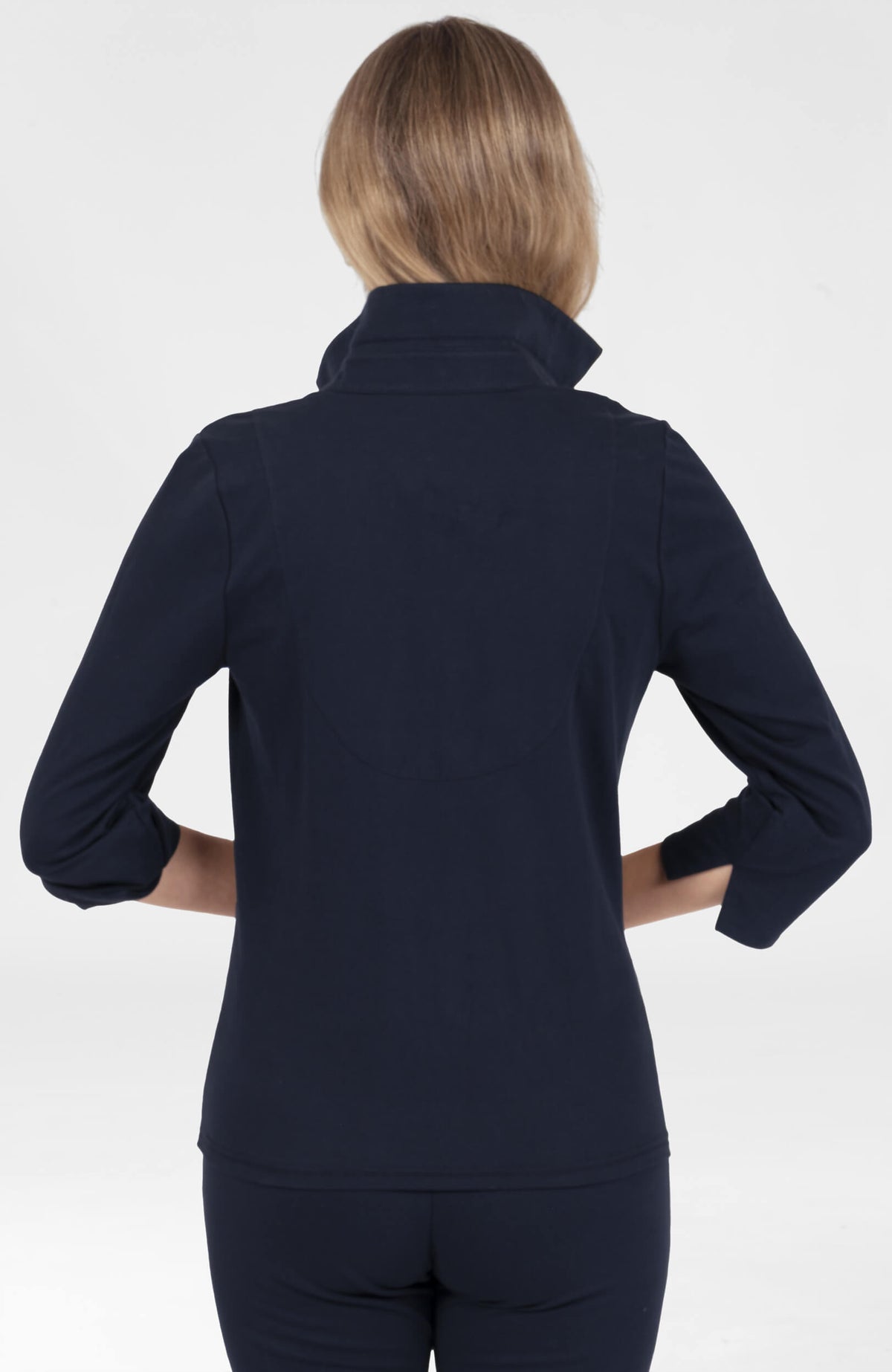 Jetting Twist & Shout Top