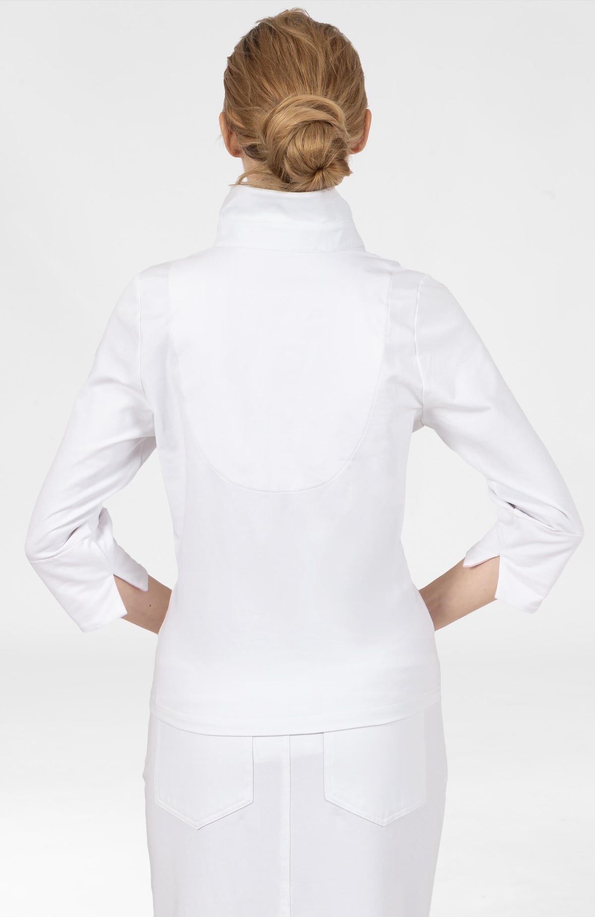 Jetting Twist & Shout Top