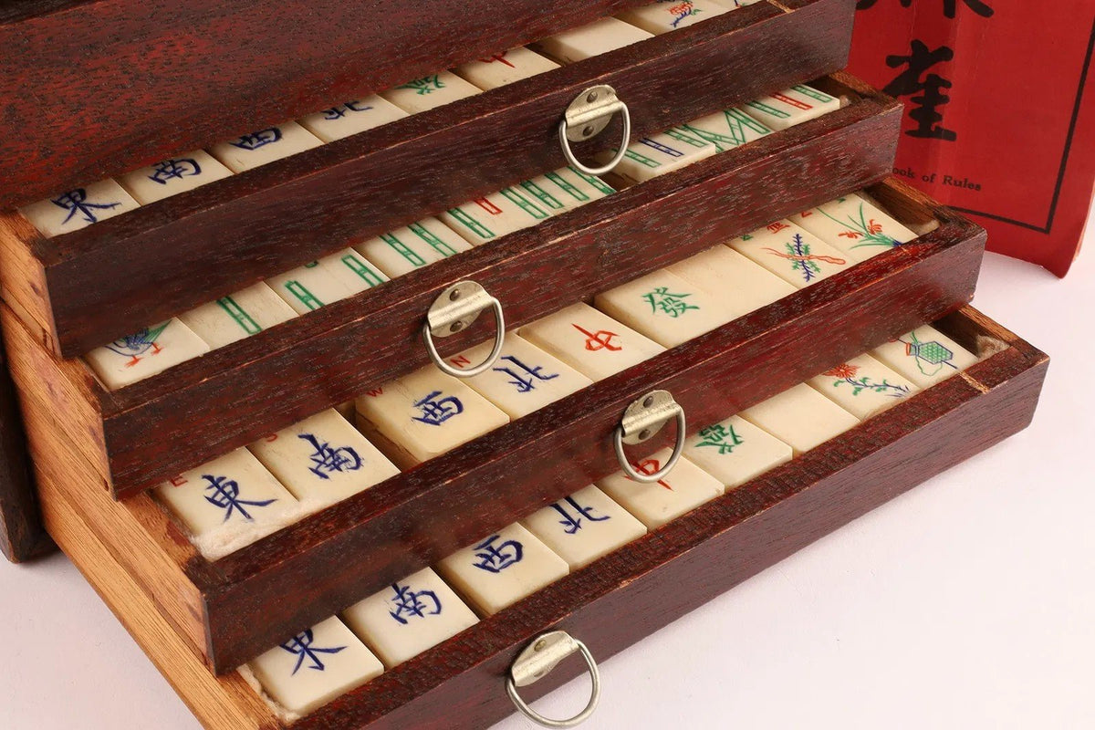 Antique Chinese Mah Jongg Set,