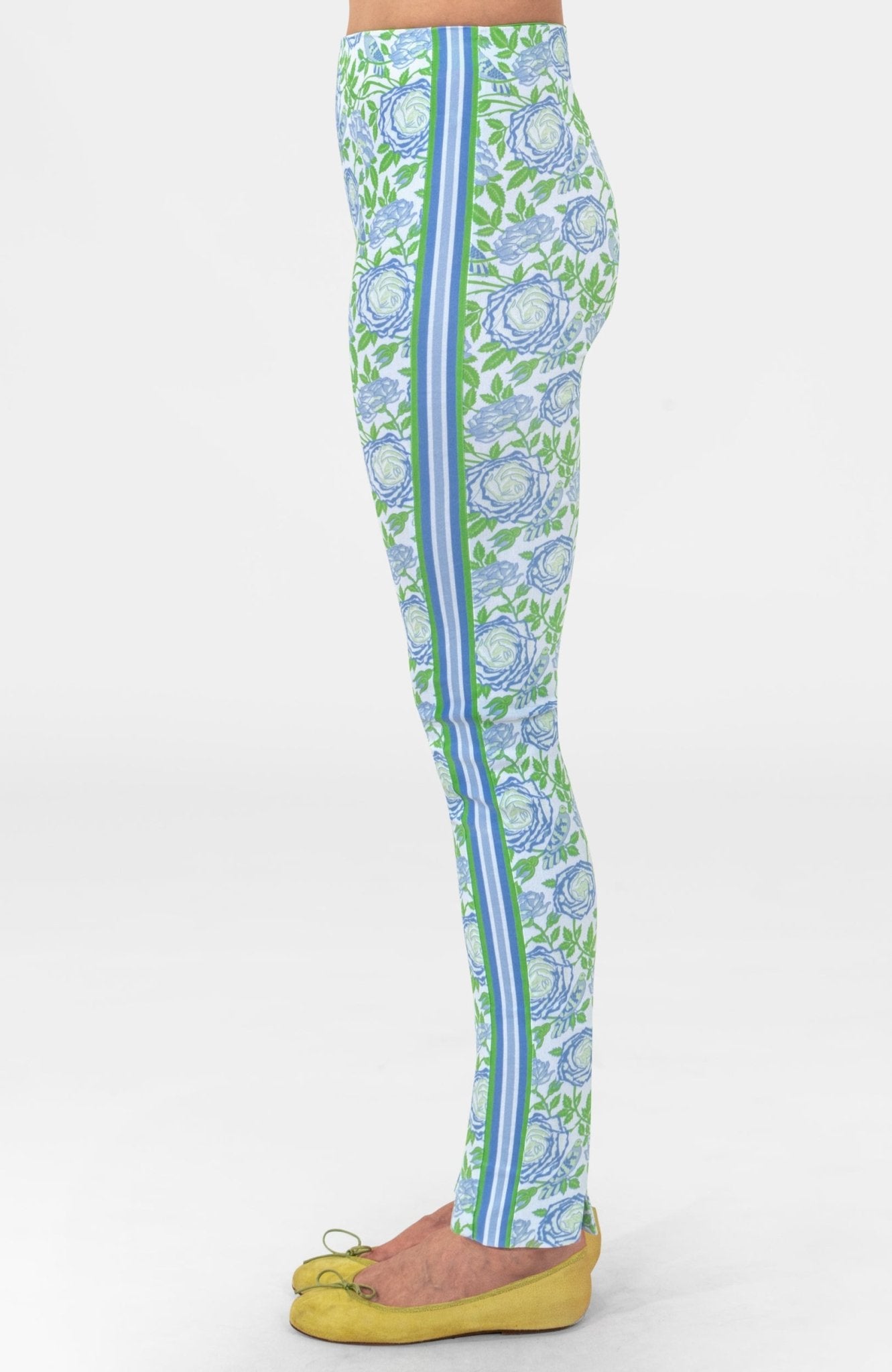 Gripeless Pull On Pants - Smell The Roses Kelly Peri