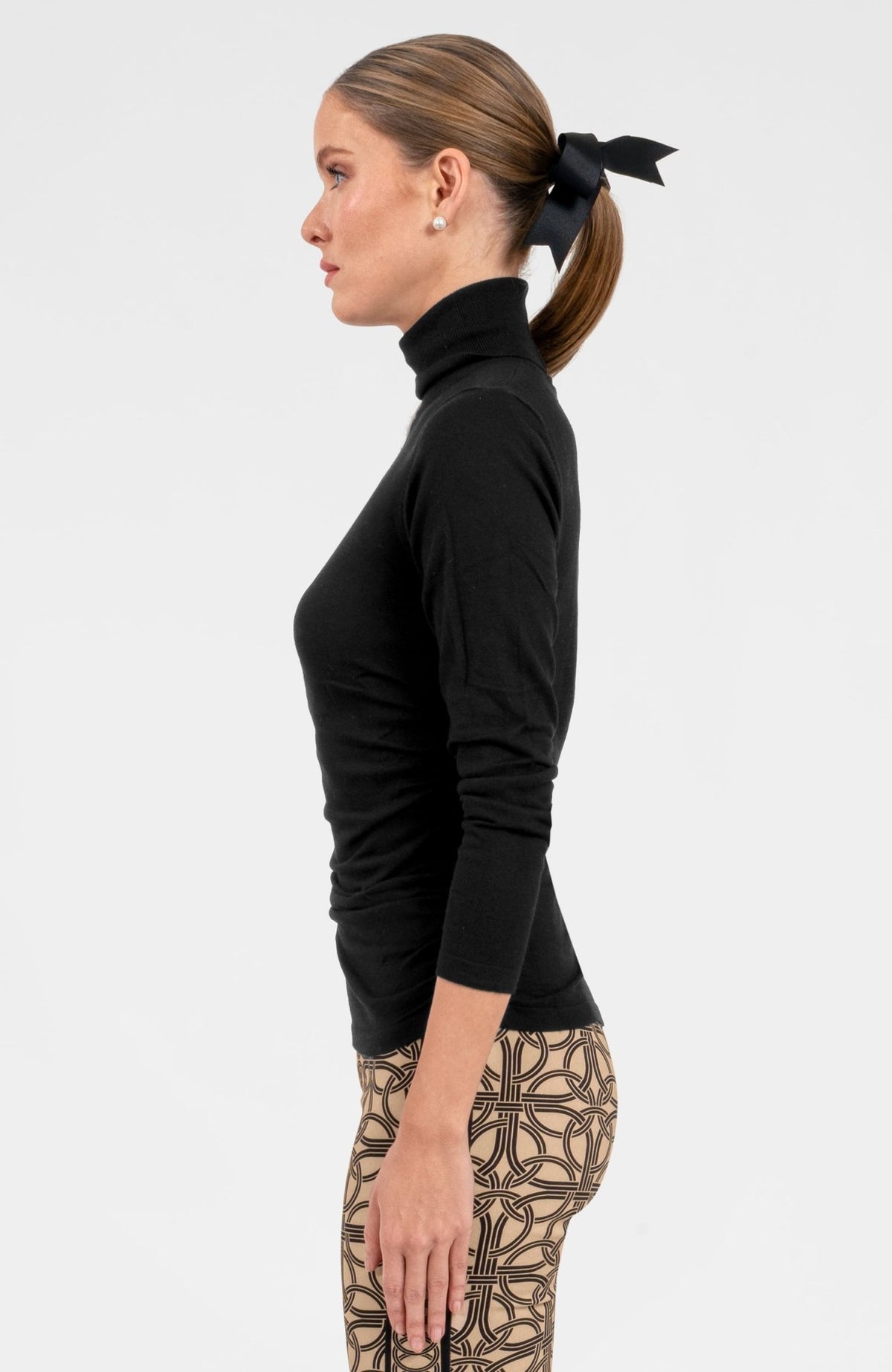 I'm Too Sexy Sweater Black