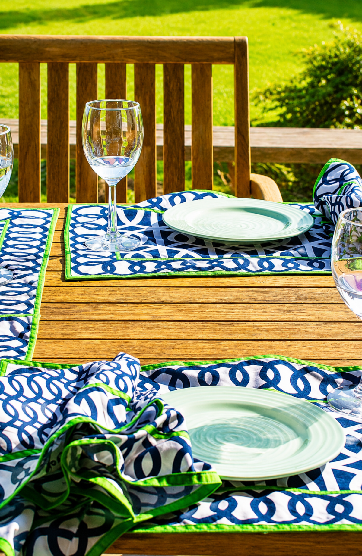 Place Setting - Great Geo