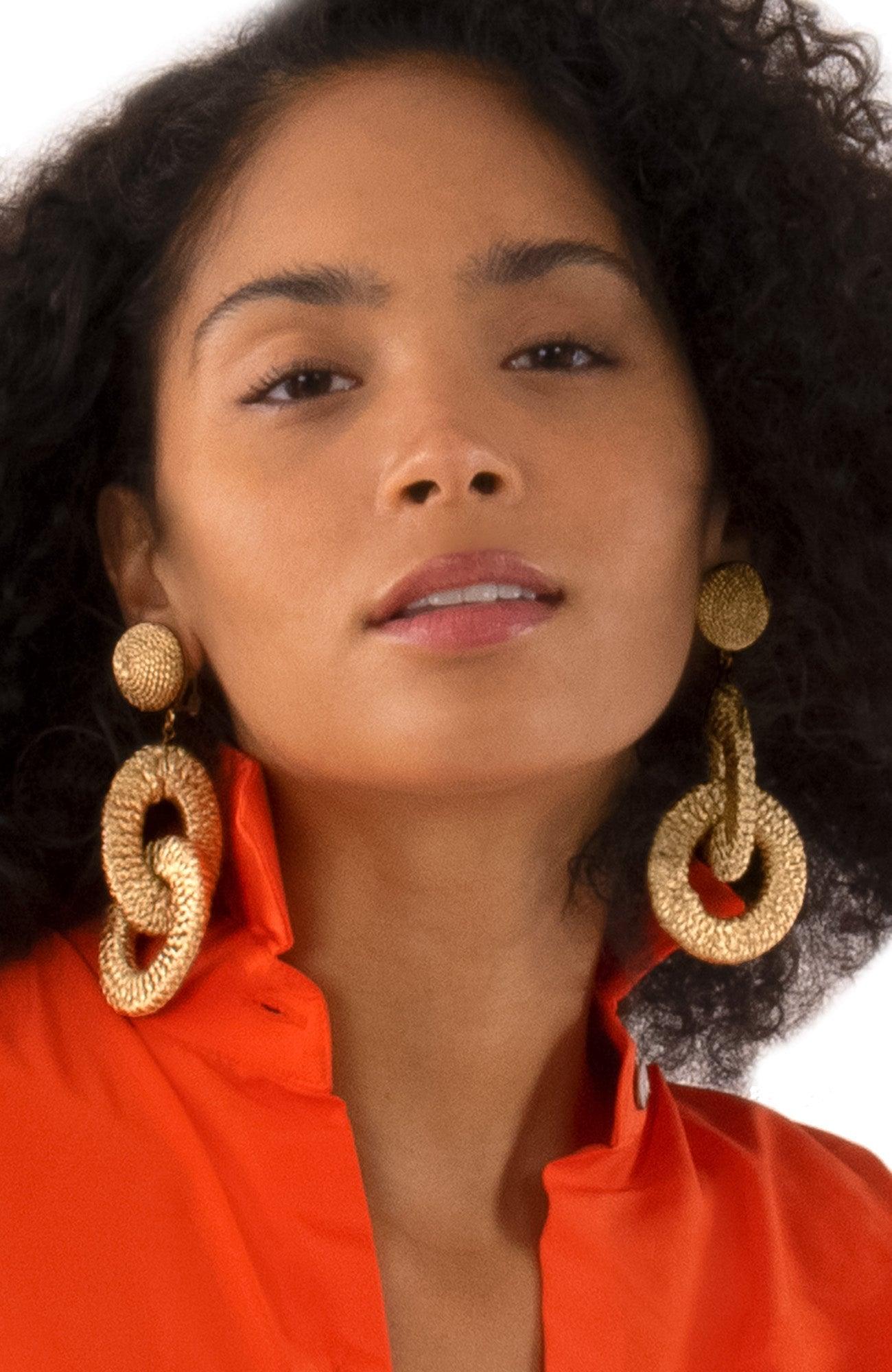 Ring Toss Earrings Gold