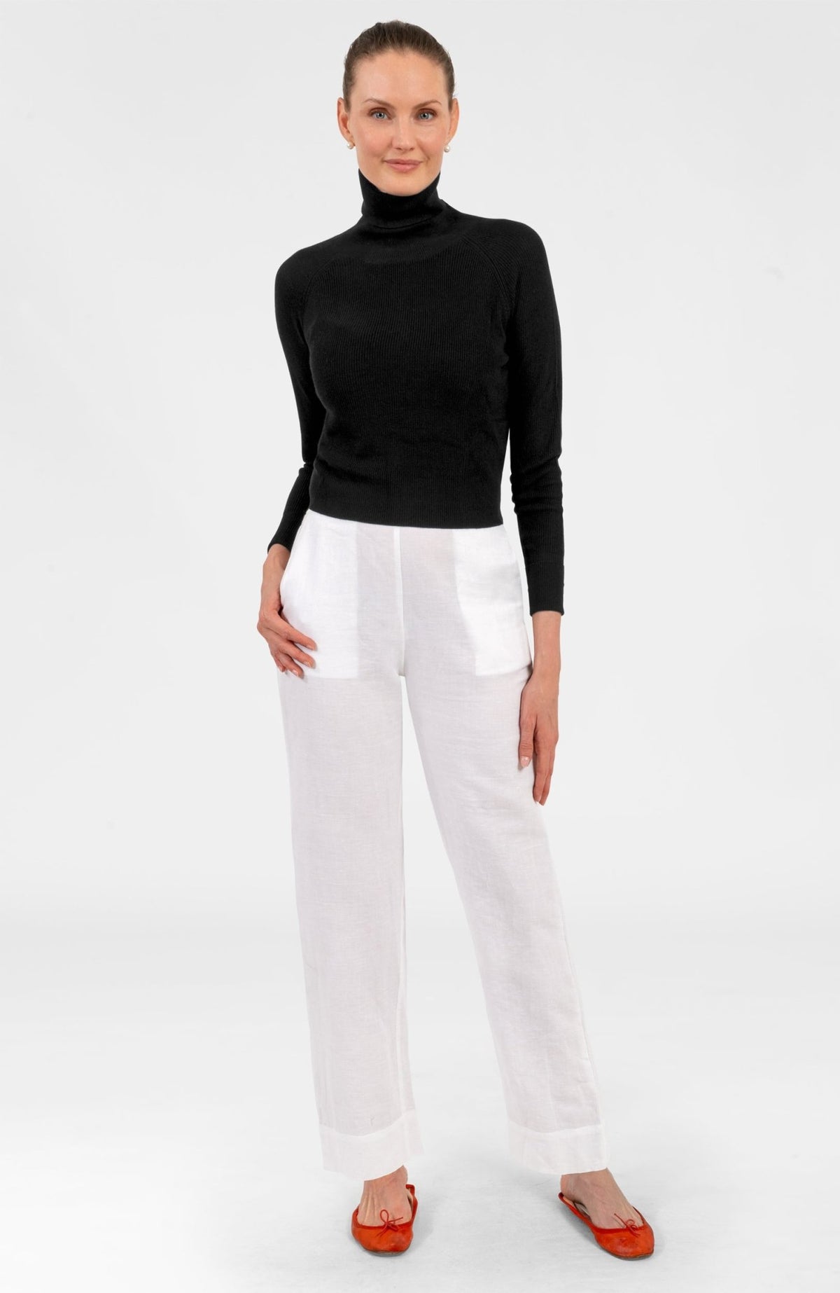 Turtle Sweater Black