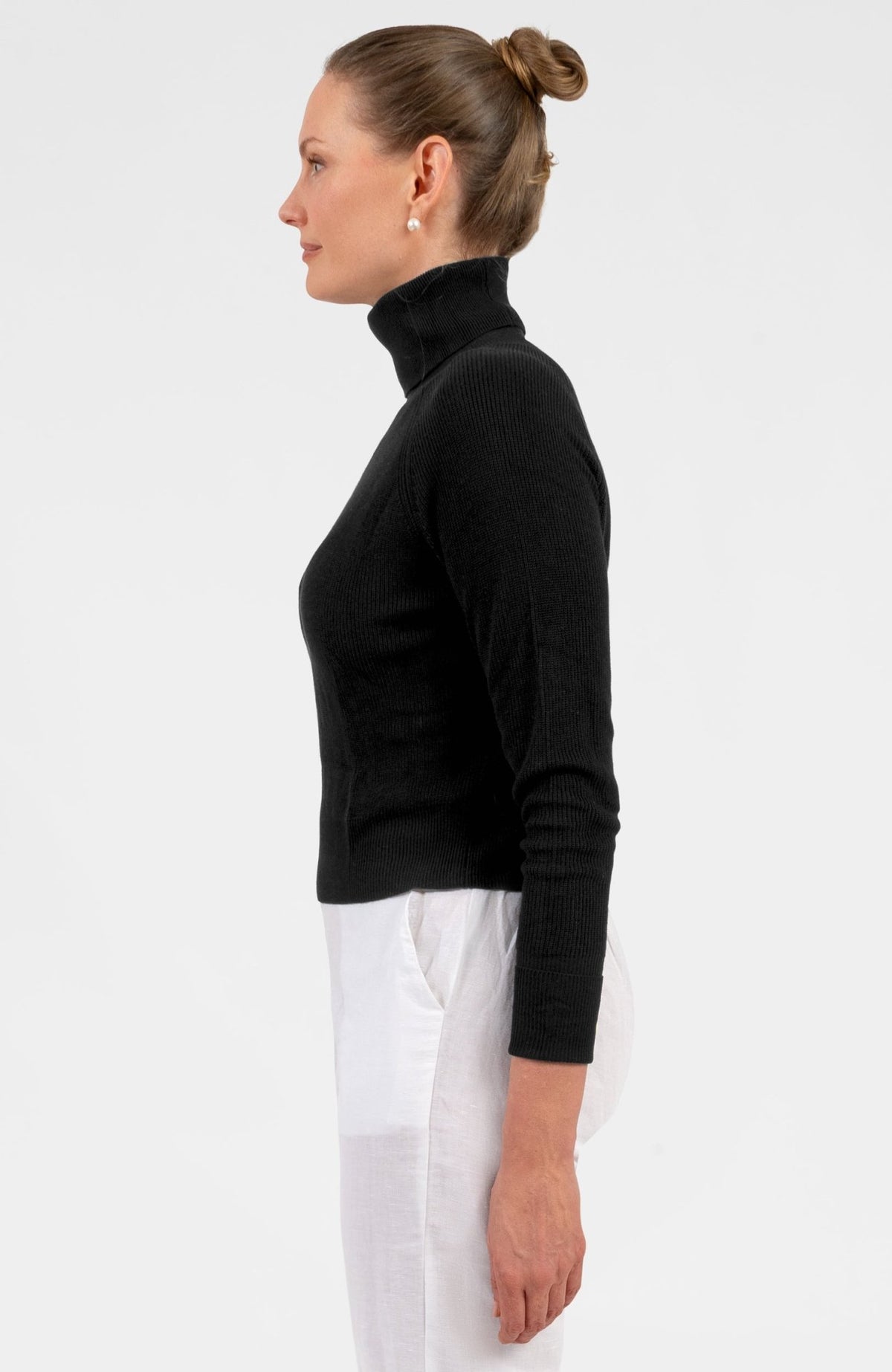 Turtle Sweater Black