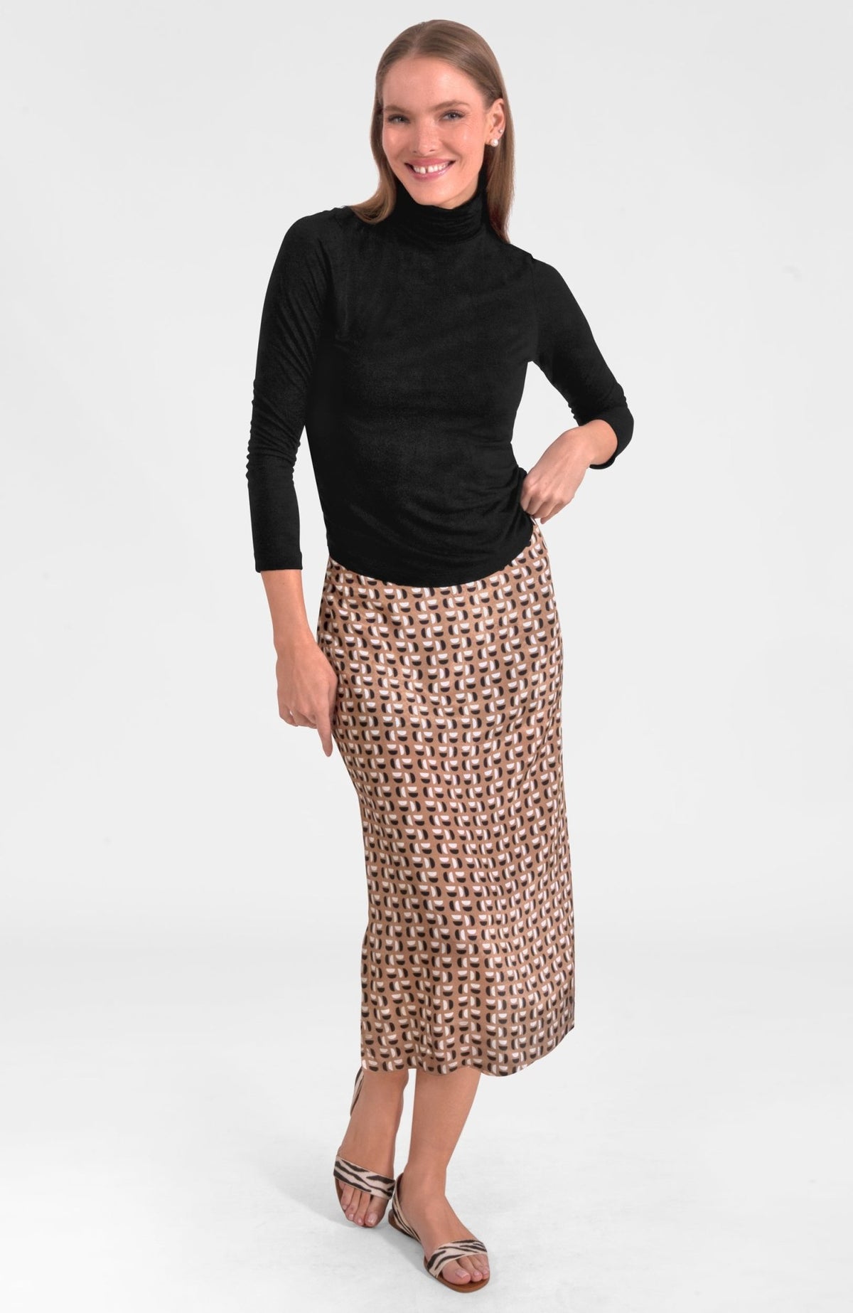 Waxing Crescent Skirt Khaki