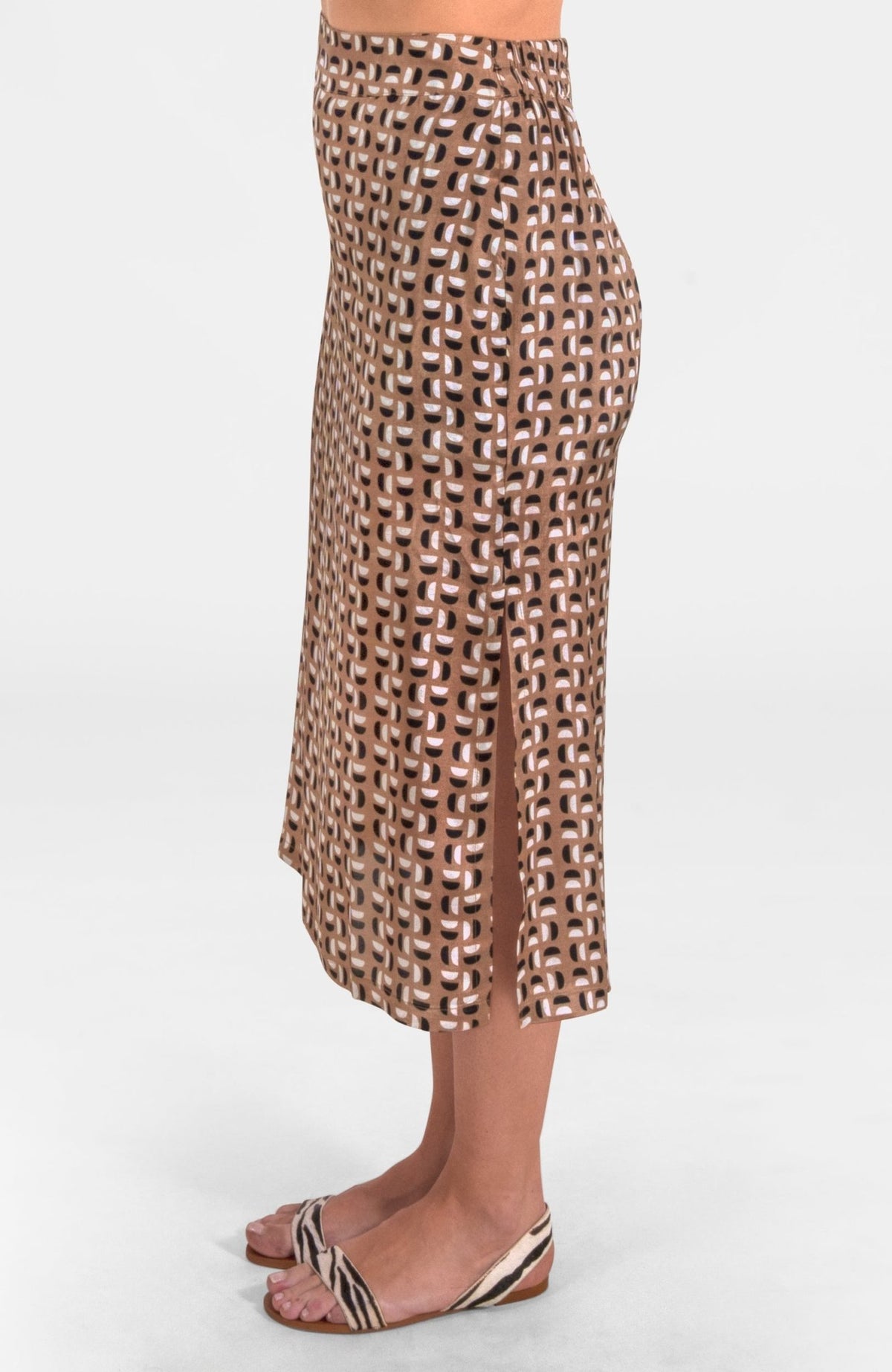 Waxing Crescent Skirt Khaki